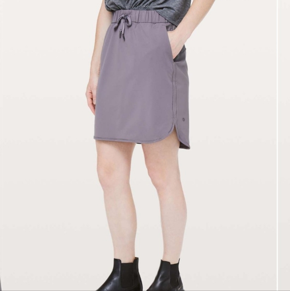 Lululemon On The Fly Skirt Magnum Gray Pullon Size 6